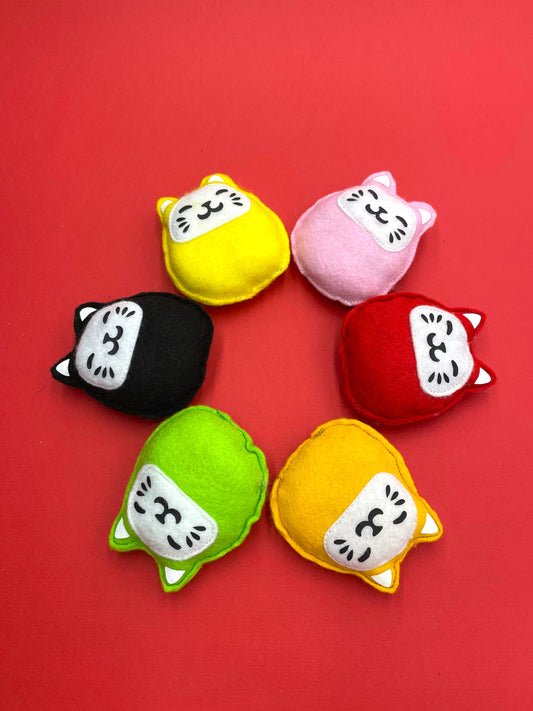 La collection des Darumas chat au grand complet :)